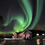 House In The Heart Of The Lyngen Alps With View * Lyngseidet