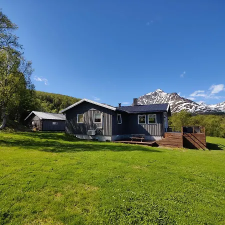House In The Heart Of The Lyngen Alps With View *
