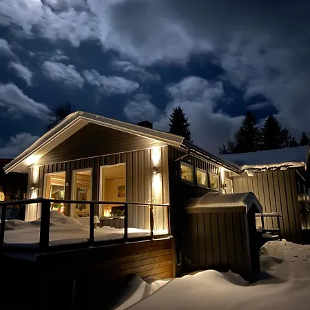 House In The Heart Of The Lyngen Alps With View Ferienhaus Lyngseidet