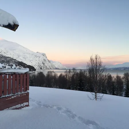 בית נופש House In The Heart Of The Lyngen Alps With View