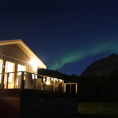 House In The Heart Of The Lyngen Alps With View Ferienhaus