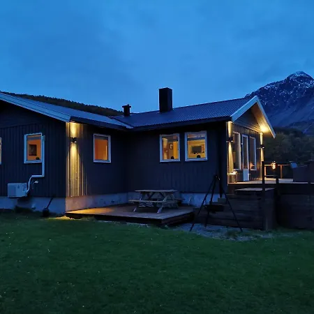 House In The Heart Of The Lyngen Alps With View Lyngseidet