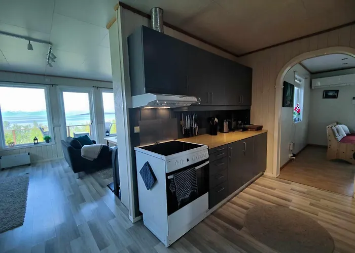 House In The Heart Of The Lyngen Alps With View Lyngseidet