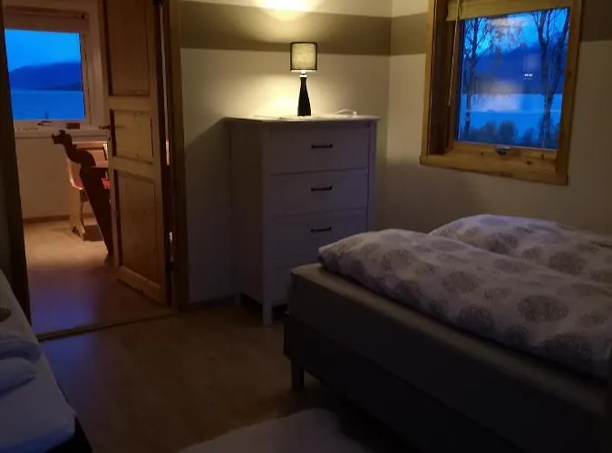 Feriehus House In The Heart Of The Lyngen Alps With View *